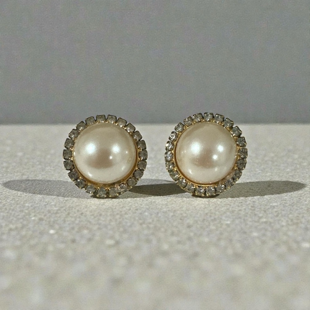 Elegant Faux Pearl Stud Earrings